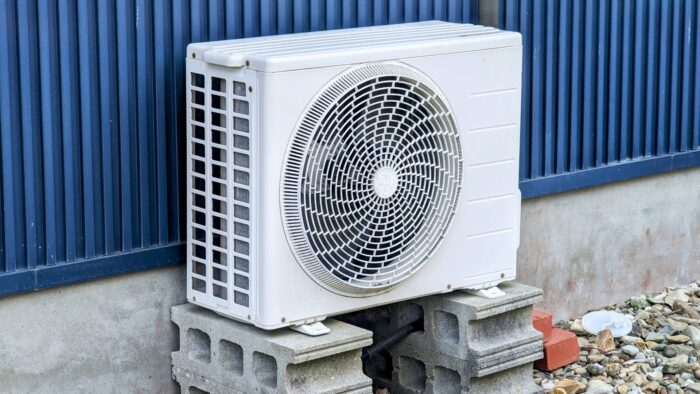 エアコン室外機